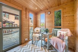 Photo 33- click for photo gallery